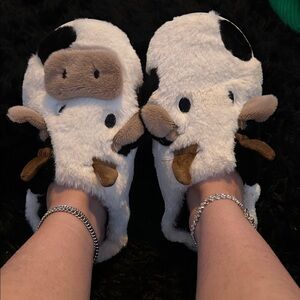 Cute Cow Slippers - Black and White